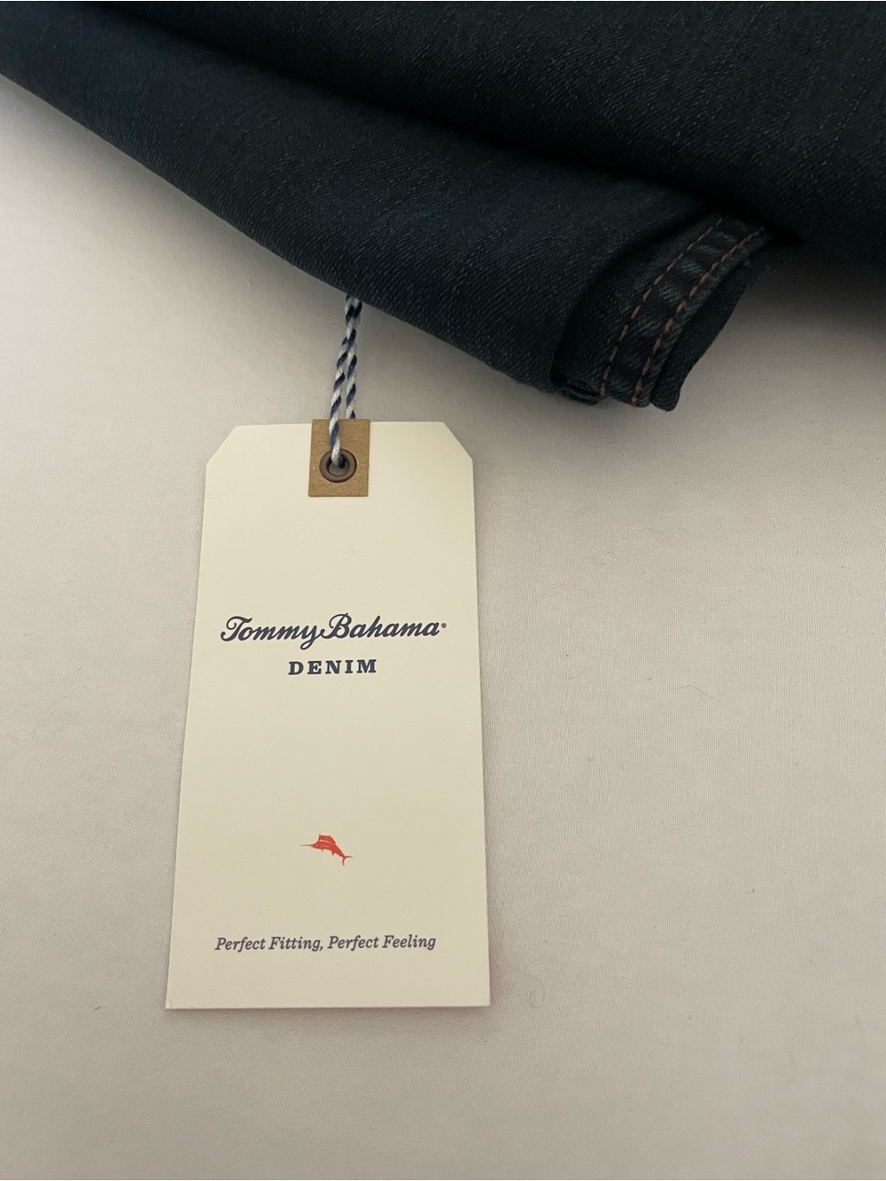 Tommy Bahama
Authentic Fit Jeans new with tags - Picture 5 of 5